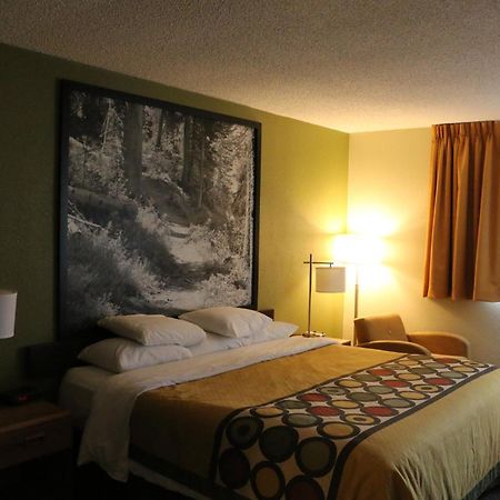 Hotel Super 8 By Wyndham Windsor/Madison North Pokoj fotografie